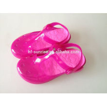 Zapatos de lujo de los nuevos de los cabritos de los niños de las sandalias del pvc zapatos más baratos de China zapatos de los cabritos al por mayor de China